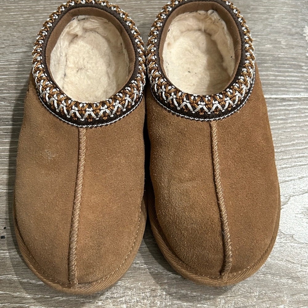 Kids Uggs Tasman slippers
